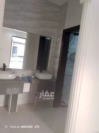 فيلا للبيع في شارع ابي عبدالله الأندلسي, حي عكاظ, مدينة الرياض, منطقة الرياض صورة 3
