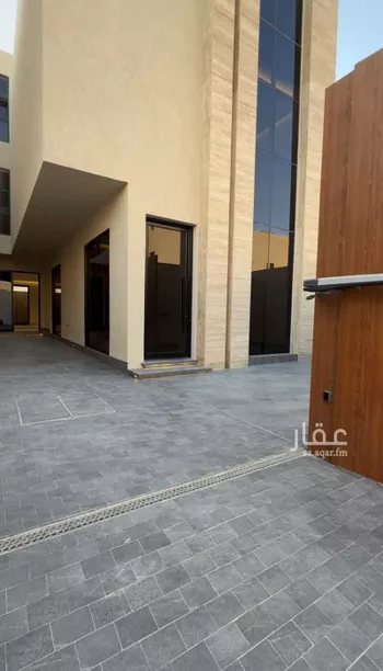 فيلا للبيع في شارع الرحمة, حي الشعلة, مدينة الدمام, المنطقة الشرقية صورة 2