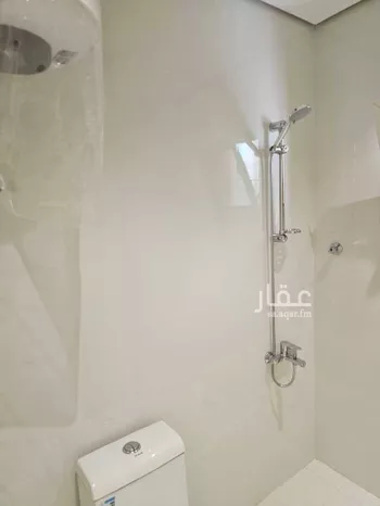 عمارة للإيجار في شارع ربيق, حي الربوة, مدينة الرياض, منطقة الرياض صورة 5