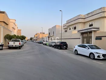 فيلا للبيع في شارع راشد بن صالح, حي الروضة, مدينة الرياض, منطقة الرياض صورة 5