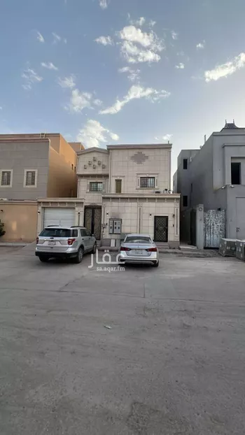 فيلا للبيع في شارع أحمد بن محمد الذهبي, حي العارض, مدينة الرياض, منطقة الرياض