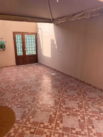 فيلا للبيع في شارع الحبيل, حي النفل, مدينة الرياض, منطقة الرياض صورة 2