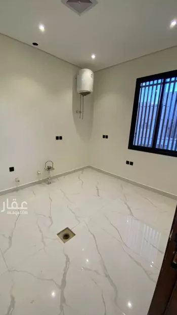 فيلا للبيع في شارع الصدارة, حي السعادة, مدينة الرياض, منطقة الرياض صورة 5