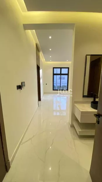 فيلا للبيع في شارع الصدارة, حي السعادة, مدينة الرياض, منطقة الرياض صورة 2