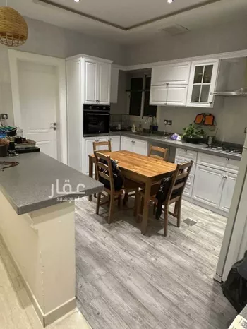 شقة للبيع في شارع الصحابة, حي مغرزات, مدينة الرياض, منطقة الرياض صورة 3
