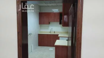 عمارة للإيجار في شارع الصحابة, حي النزهة, مدينة الدمام, المنطقة الشرقية صورة 5