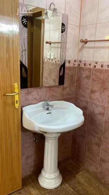 شقة للإيجار في شارع شارع الثمد, حي الخالدية, مدينة ابها, منطقة عسير صورة 5