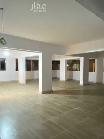 عمارة للإيجار في شارع سعود بن عبدالعزيز, حي الخشع, مدينة ابها, منطقة عسير صورة 4