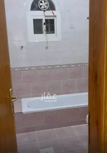 شقة للإيجار في شارع البحر الاحمر, حي القري, مدينة ابها, منطقة عسير صورة 2