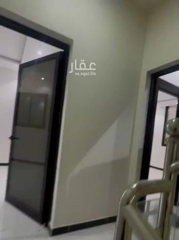 دور للبيع في شارع عمر الصفار, حي المرجان, مدينة الرياض, منطقة الرياض صورة 2