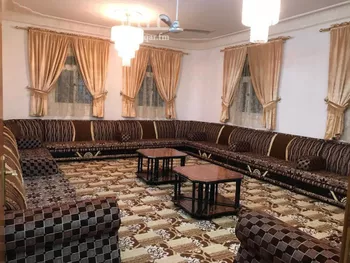 عمارة للبيع في شارع عبدالله بن حنظلة, حي البديع, مدينة ابها, منطقة عسير