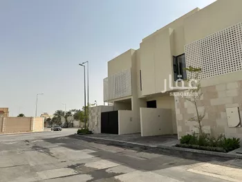 دور للبيع في شارع الامير احمد بن عبدالرحمن, حي الورود, مدينة الرياض, منطقة الرياض صورة 3