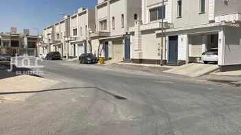 فيلا للبيع في شارع ابو عبيده النابلسي, حي عكاظ, الرياض
