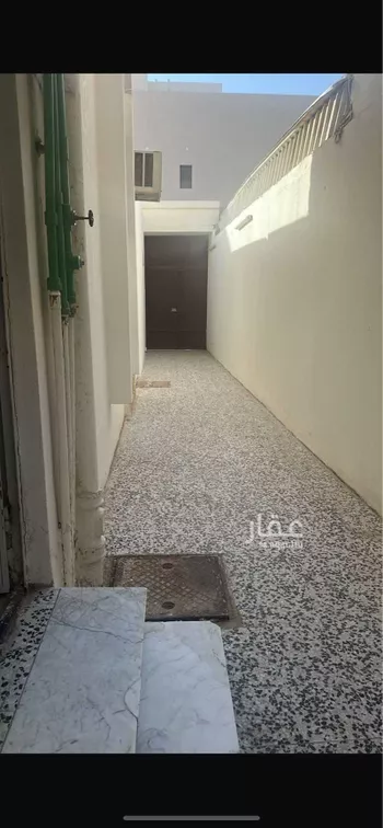 فيلا للإيجار في شارع زبن الن خارجه, حي الزهرة, مدينة الرياض, منطقة الرياض صورة 2