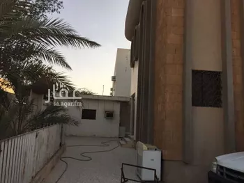 فيلا للبيع في شارع حسين آل الشيخ, حي السويدي, مدينة الرياض, منطقة الرياض صورة 3