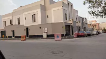 عمارة للبيع في شارع الامير منصور بن عبدالعزيز ، حي العليا ، الرياض ، منطقة الرياض صورة 2