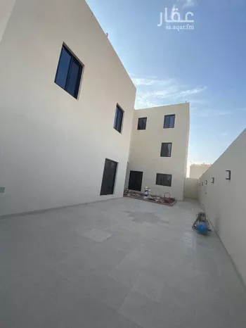 فيلا للإيجار في شارع ابن أعثم, حي المهدية, مدينة الرياض, منطقة الرياض صورة 2