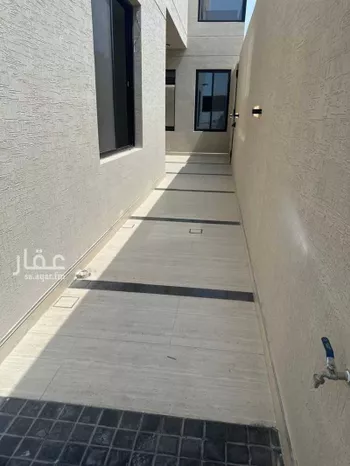 فيلا للبيع في شارع صلاح الدين الايوبي, حي ضاحية الملك فهد, مدينة الدمام, المنطقة الشرقية
