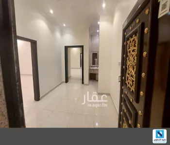 شقة للإيجار في صورة 2