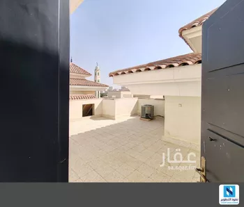 فيلا للإيجار في صورة 5