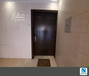 شقة للإيجار في صورة 2