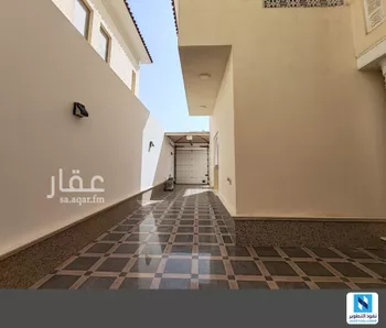 فيلا للإيجار في صورة 3