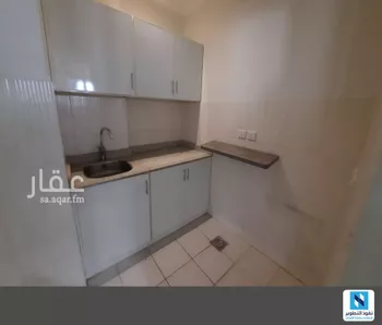 مكتب تجاري للإيجار في  صورة 4