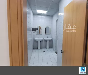 مكتب تجاري للإيجار في حي الخالدية الجنوبية, مدينة الدمام, المنطقة الشرقية صورة 5