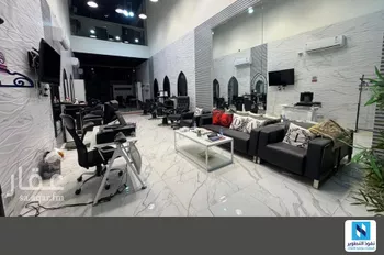 محل للإيجار في صورة 3