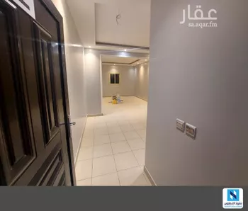 شقة للإيجار في صورة 2