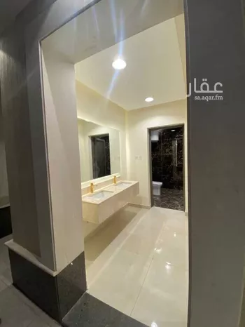 فيلا للبيع في شارع شهاب الدين العمادي, حي الروضة, مدينة الرياض, منطقة الرياض صورة 5
