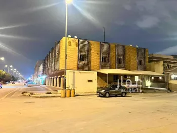 مكتب تجاري للإيجار في شارع عبدالله العنقري, حي الملك سلمان, مدينة الرياض, منطقة الرياض صورة 2
