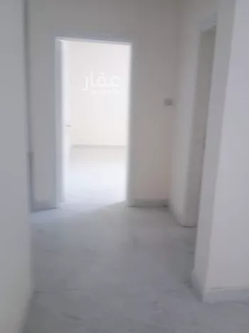 مكتب تجاري للإيجار في شارع طريق عثمان بن عفان الفرعي, حي الإزدهار, مدينة الرياض, منطقة الرياض صورة 4
