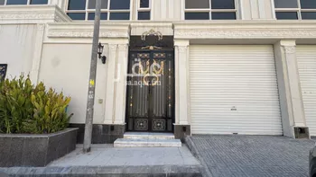 شقة للإيجار في شارع الخرمه, حي الورود, مدينة الرياض, منطقة الرياض صورة 2