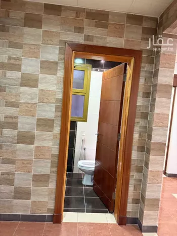 مكتب تجاري للإيجار في شارع العروبه, حي الورود, مدينة الرياض, منطقة الرياض صورة 4