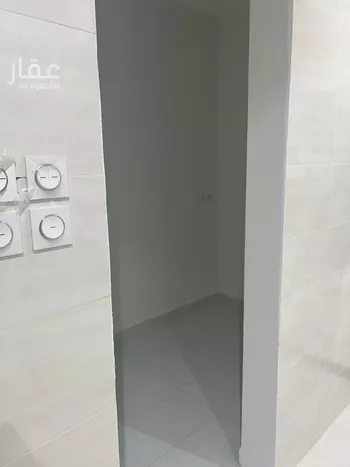 شقة للإيجار في شارع علي بن الغدير, حي العارض, مدينة الرياض, منطقة الرياض
