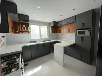 فيلا للإيجار في شارع مناظر, حي النرجس, مدينة الرياض, منطقة الرياض صورة 3