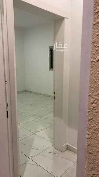 مكتب تجاري للإيجار في شارع ابي بن كعب, حي الصناعية, مدينة الرياض, منطقة الرياض صورة 5