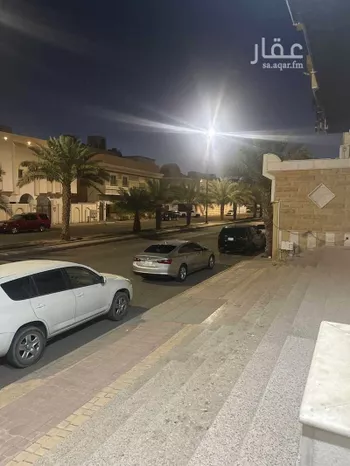 مكتب تجاري للإيجار في شارع ذر بن ابى ذر, حي بئر عثمان, مدينة المدينه المنوره, منطقة المدينة المنورة صورة 5