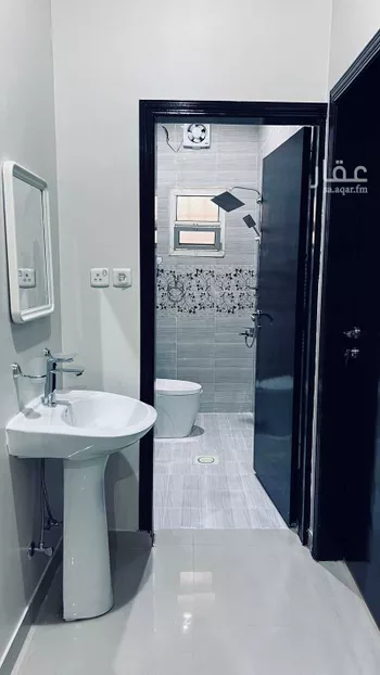 شقة للإيجار في شارع إسماعيل الطبري ، حي الرمال ، الرياض ، منطقة الرياض صورة 2