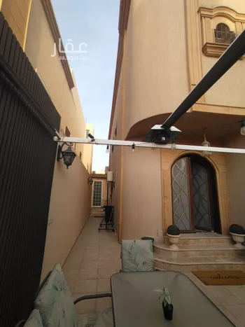 فيلا للبيع في شارع شهيد الدين ثم الوطن علي غازي الحربي, حي الشهداء, مدينة الرياض, منطقة الرياض صورة 3