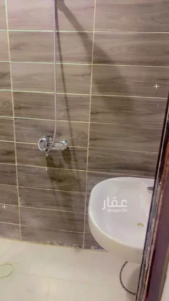 غرفة للإيجار في شارع 7701026, حي الشعلة, مدينة الدمام, المنطقة الشرقية صورة 3