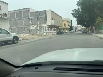 أرض للبيع في شارع عقبة بن عامر, حي مدينة العمال, مدينة الدمام, المنطقة الشرقية صورة 2