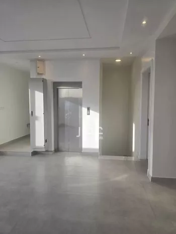 فيلا للبيع في شارع معتوق بن أبي البقاء, حي العارض, مدينة الرياض, منطقة الرياض صورة 3