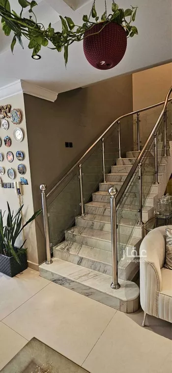 فيلا للبيع في شارع التوت, حي الملك سلمان, مدينة الرياض, منطقة الرياض صورة 5