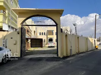 فيلا للبيع في شارع جابر بن حيان, حي السلام, مدينة النماص, منطقة عسير صورة 5