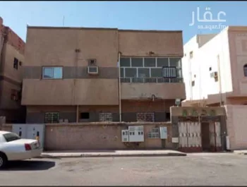 عمارة للبيع في شارع ابن الصقر البغدادي, حي التلعة, مدينة المدينه المنوره, منطقة المدينة المنورة صورة 2