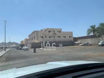 أرض للبيع في شارع خالد ابن خالد ابن عقبة, حي الدفاع, مدينة المدينه المنوره, منطقة المدينة المنورة
