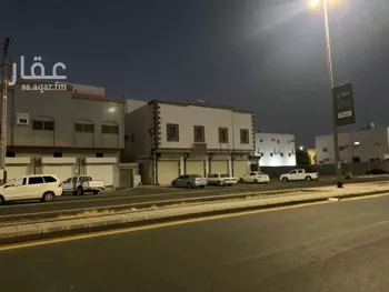 عمارة للبيع في شارع صيفي بن نافع, حي العزيزية, مدينة المدينه المنوره, منطقة المدينة المنورة صورة 2