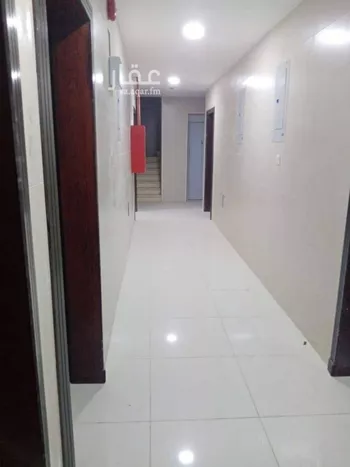 عمارة للإيجار في شارع الثالث, حي الثقبة, مدينة الخبر, المنطقة الشرقية صورة 3